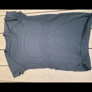 Black Lululemon T-Shirt. Good used condition
